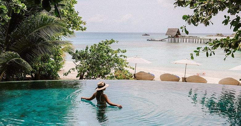 Luxury resort scene ideal for influencer marketing and partnership promotions